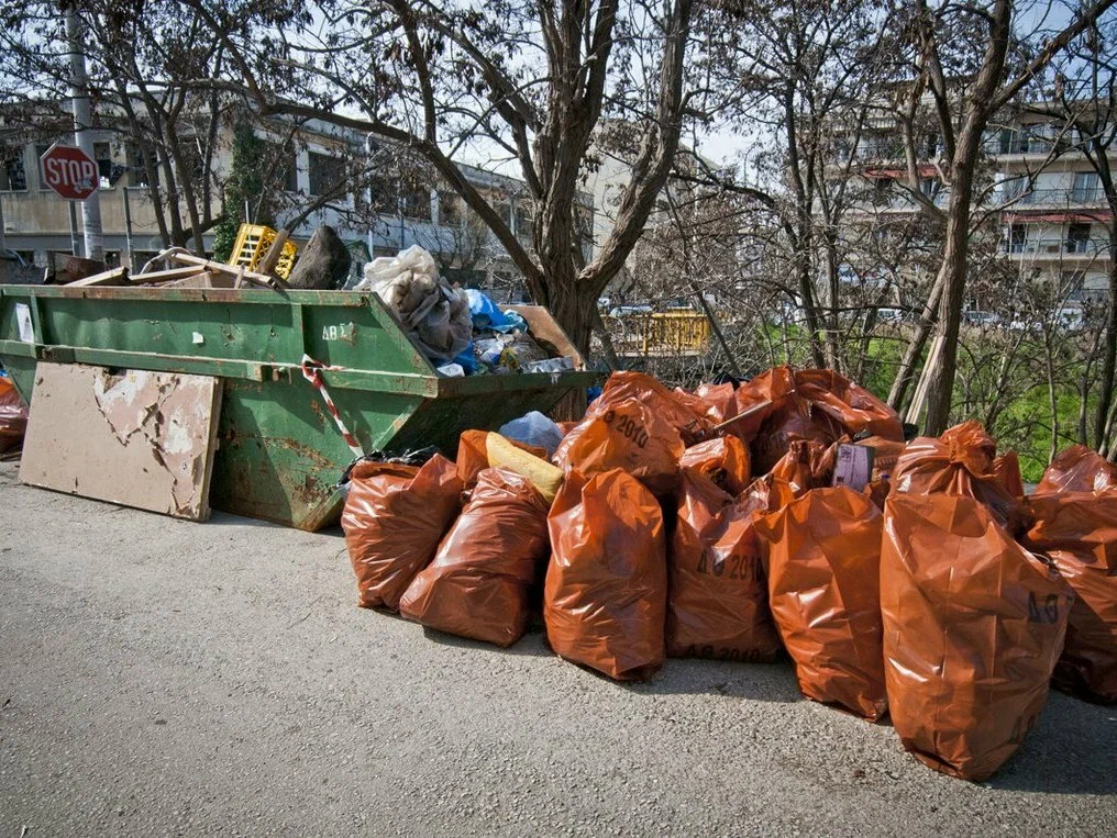 Круглосуточный вывоз мусора в Каспийске в октябре
