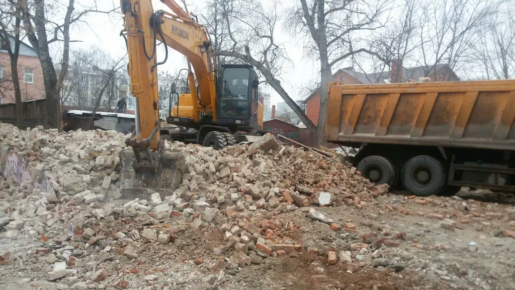 Вывоз мусора ОССиГ с выездом в Каспийске в октябре