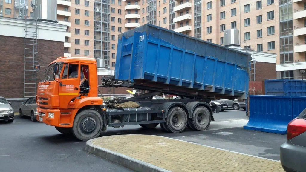 Аренда пухто для вывоза строительного и бытового мусора в Каспийске в октябре